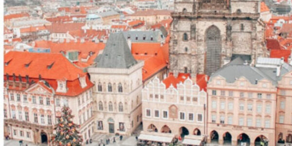 cropped-Prague-in-Winter-Christmas-Markets.jpg
