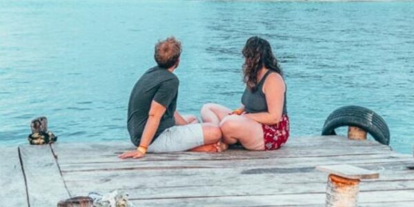 cropped-Couple-on-Dock-Looking-at-Island-in-San-Blas-Panama.jpg
