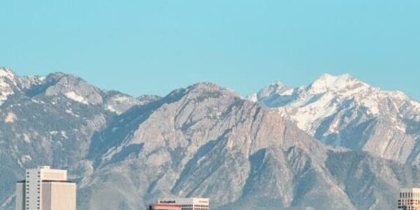 cropped-Salt-Lake-City-Utah-Skyline.jpg