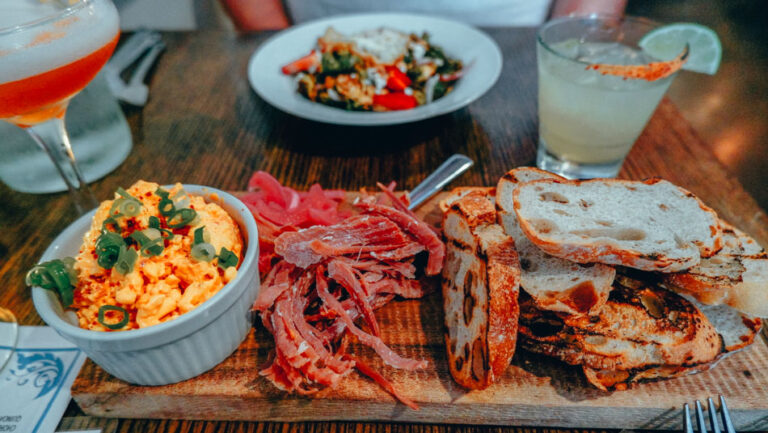 33 Delicious Places to Eat in Louisville, Kentucky: A Local’s Guide to ...