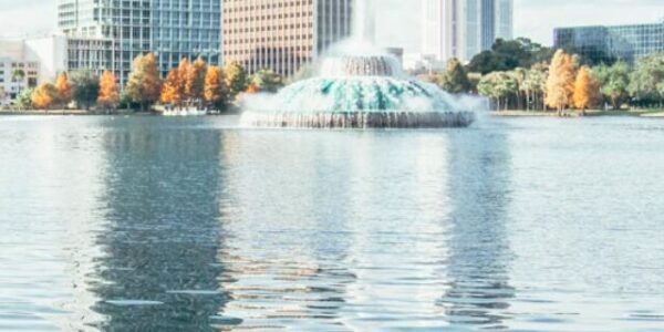 cropped-lake-eola-orlando-florida.jpg